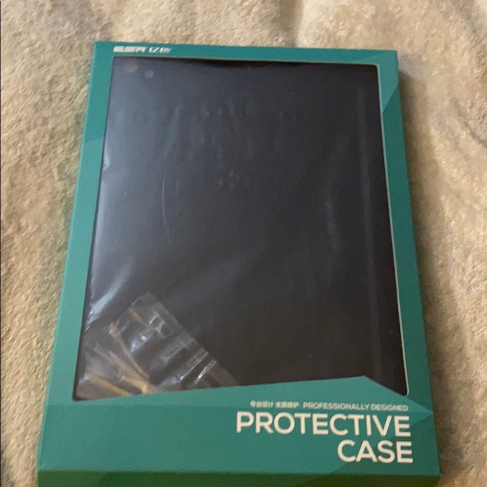 New iPad 9 2017 case black